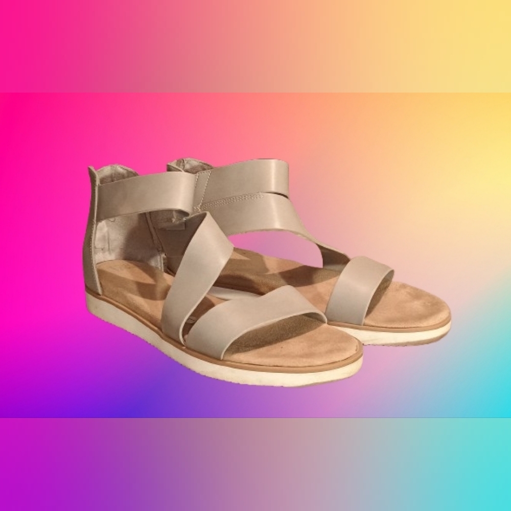 Women's Neutral Strappy Comfort Sandals - Taupe